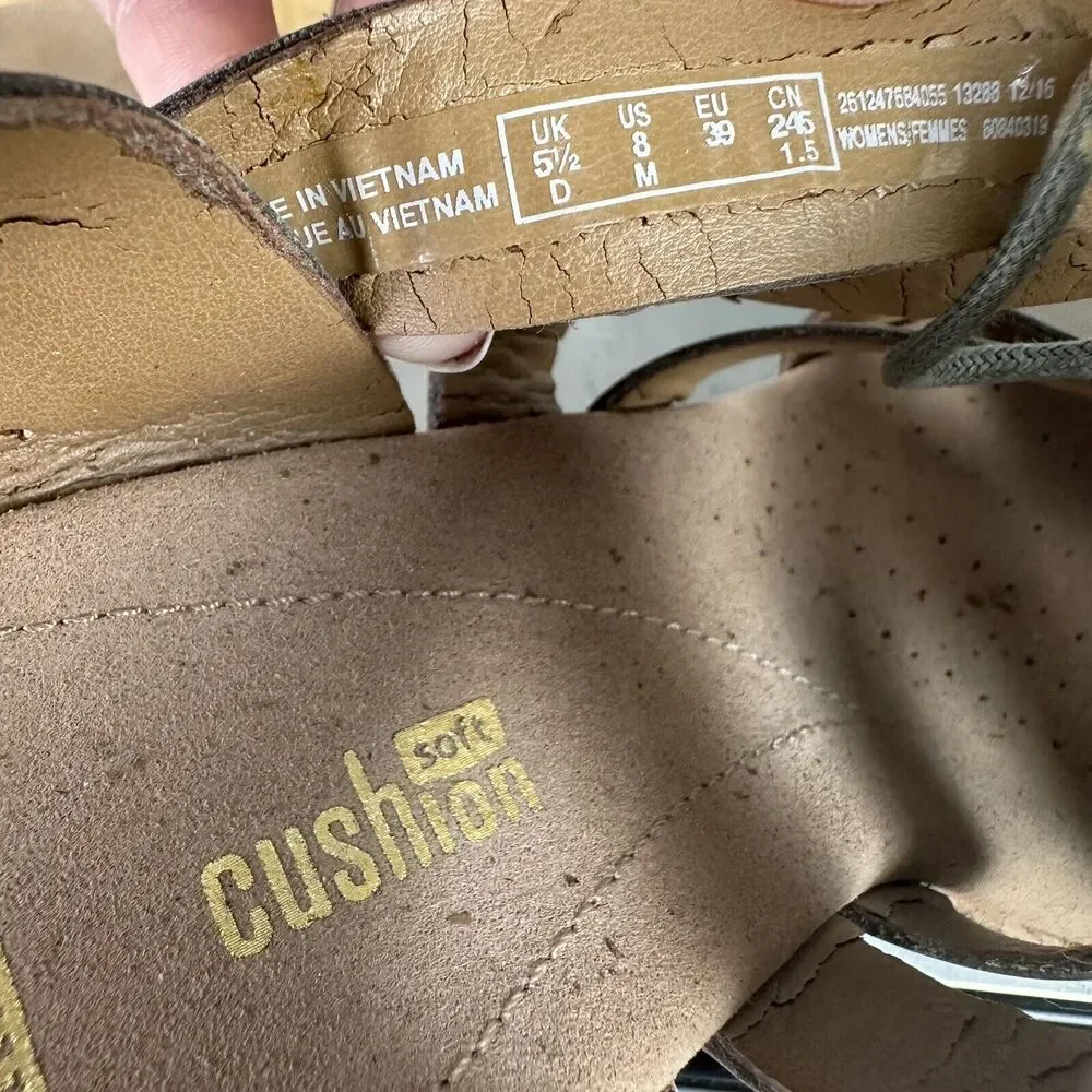 Clarks good pre